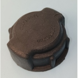 Крышка расширительного бачка пластиковая с клапаном