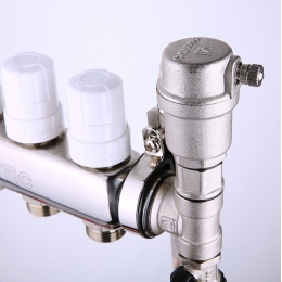 Коллекторная группа Valtec VTc.589.EMNX 1"х3/4" 6 выходов с регулирующими клапанами и расходомерами