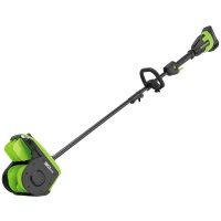 Снегоуборщик аккумуляторный Greenworks Арт. 2603107UG, 40V, 30 см, с регулируемым направлением выброса, бесщеточный, с 1хАКБ 5 Ач и ЗУ