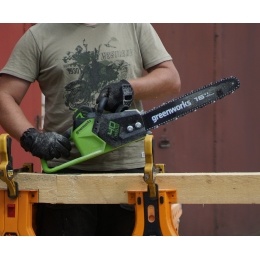Цепная пила аккумуляторная Greenworks  Арт. 2005807, 40V, 40 см, бесщеточная,  до 1,8 КВт, без АКБ и ЗУ