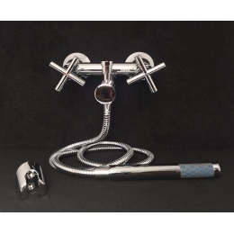 Смеситель для ванны Orta Regen 40253, двухвентильный, короткий излив, ручной душ