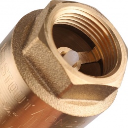 Клапан обратный пружинный муфтовый с пластиковым седлом STOUT 3/4