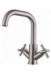 Смеситель для кухни Fmark FS8402, поворотный излив, двухвентильный, сатин