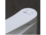 Смеситель для раковины Lemark Bronx LM3706MW однорычажный, с донным клапаном Click/Clack, белый