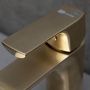 Смеситель для раковины Lemark Ursus LM7206BG однорычажный, с донным клапаном Click/Clack, золотой