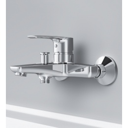 Смеситель для ванны и душа AM.PM Gem F90A10000, однорычажный, короткий излив