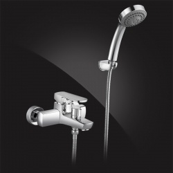 Смеситель для ванны Elghansa SCARLETT 2322225-New, однорычажный, короткий излив, душевой комплект