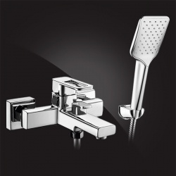 Смеситель для ванны Elghansa MONDSCHEIN NEW 2320233 однорычажный, короткий излив, душевой комплект