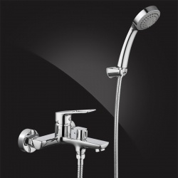 Смеситель для ванны Elghansa BRUNN NEW 2382306, однорычажный, короткий излив, душевой комплект