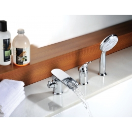 Смеситель для ванны Lemark Omega LM3145C, встраиваемый на борт на три отверстия, каскадный излив