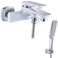 Смеситель для ванны Lemark Allegro LM5914CW, однорычажный, короткий излив, с ручным душем, белый хро