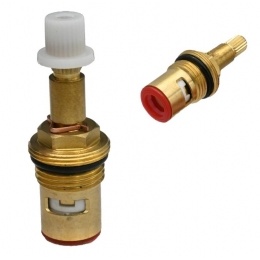 Кран-букса М18х1.5 (20 шлицов) с керам. прокладками, поворот 90°, горячая