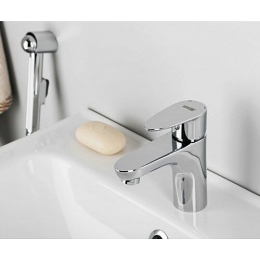 Смеситель для умывальника с гигиеническим душем WasseRKRAFT Leine 3508